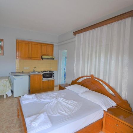Villa Shqiponja Sarande Bagian luar foto
