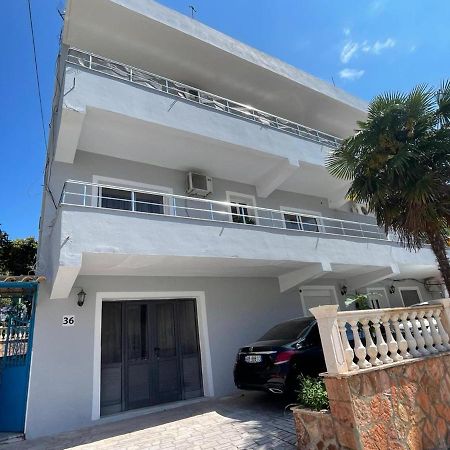 Villa Shqiponja Sarande Bagian luar foto