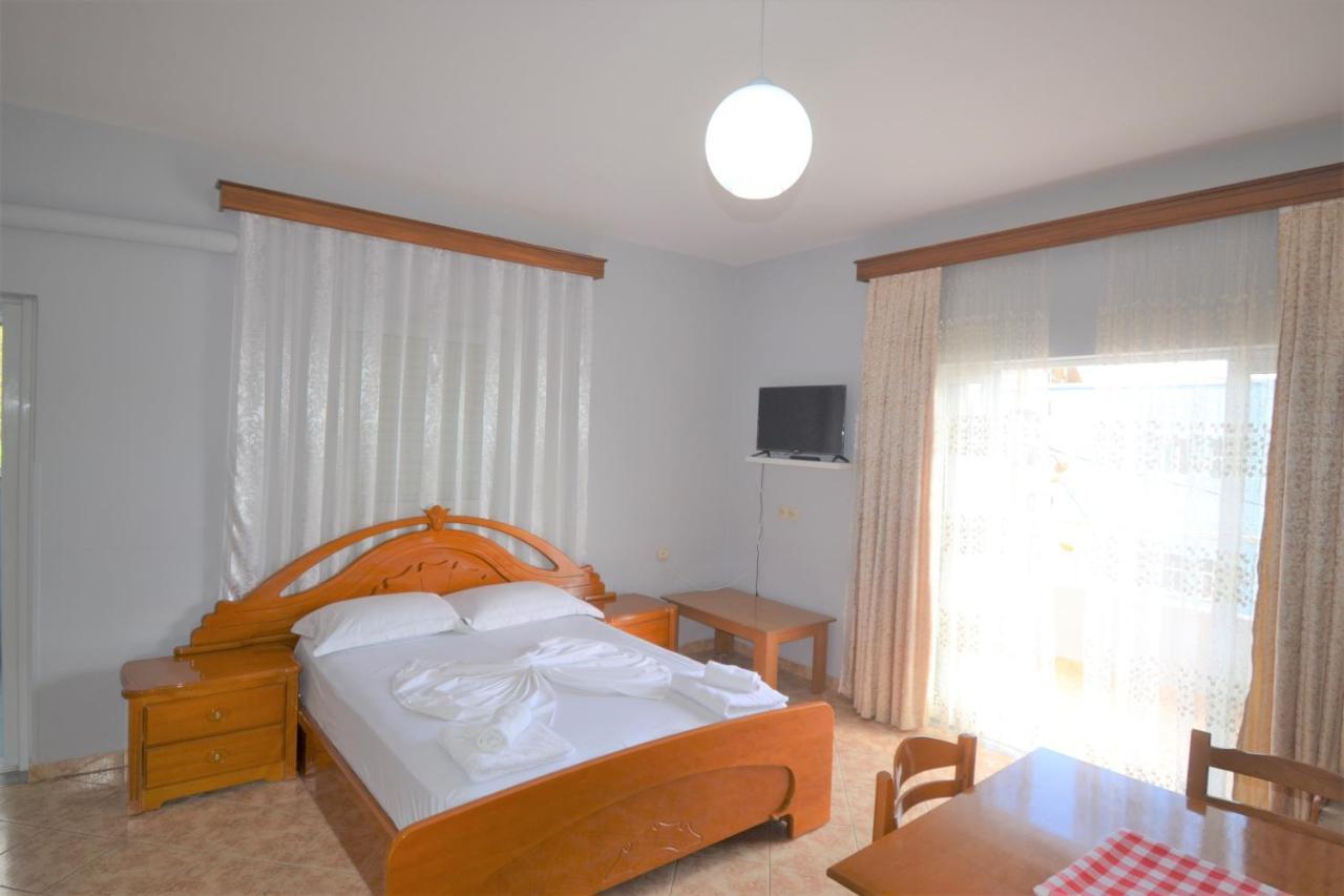 Villa Shqiponja Sarande Bagian luar foto