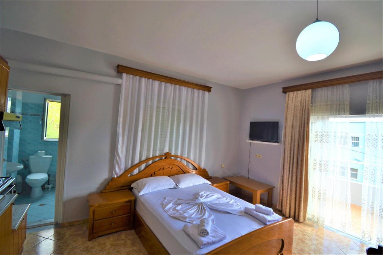 Villa Shqiponja Sarande Bagian luar foto
