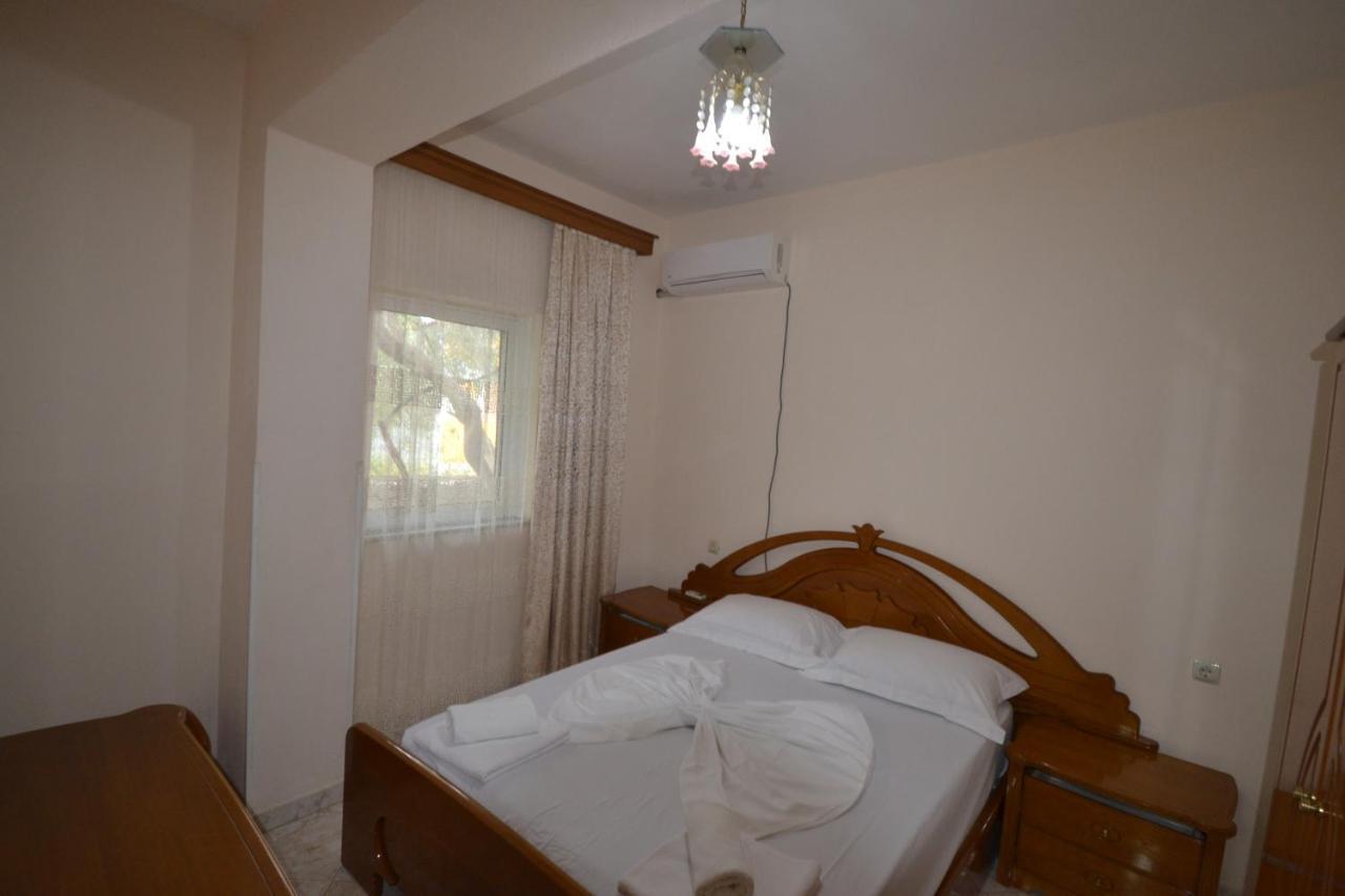 Villa Shqiponja Sarande Bagian luar foto