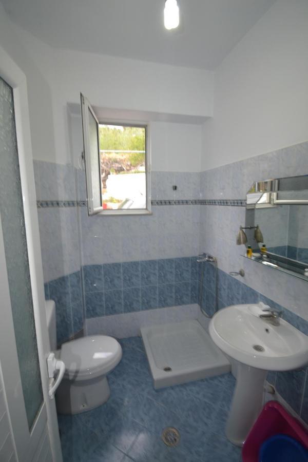 Villa Shqiponja Sarande Bagian luar foto